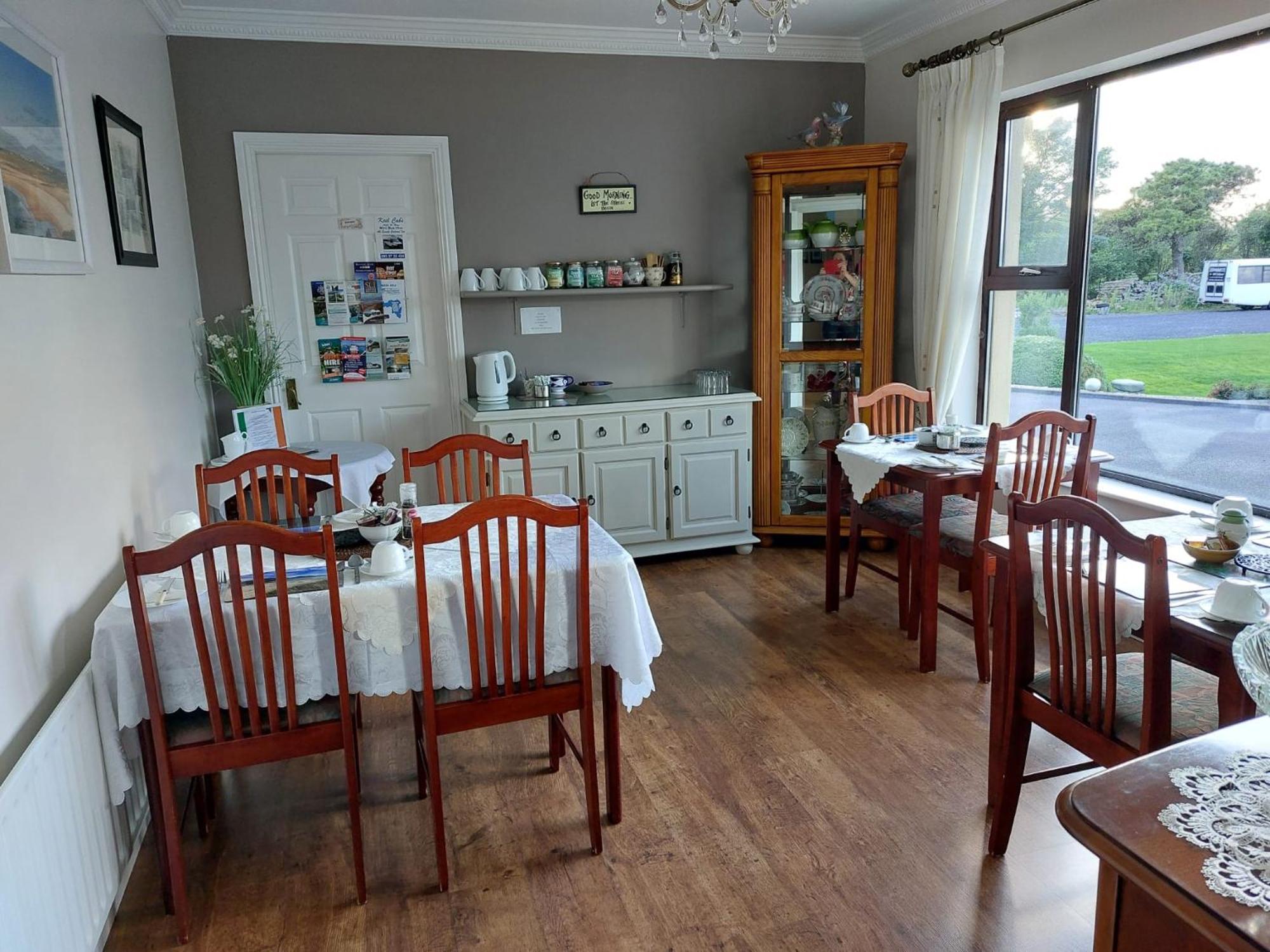 Greystone House Acomodação com café da manhã Achill Sound Exterior foto